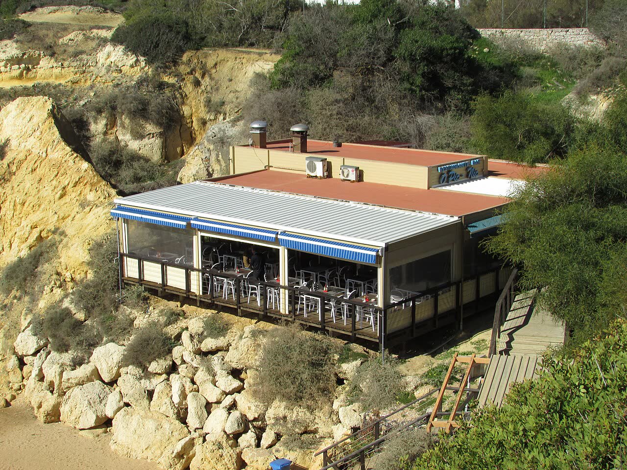 The Best Beach Restaurants and Bars in the Algarve