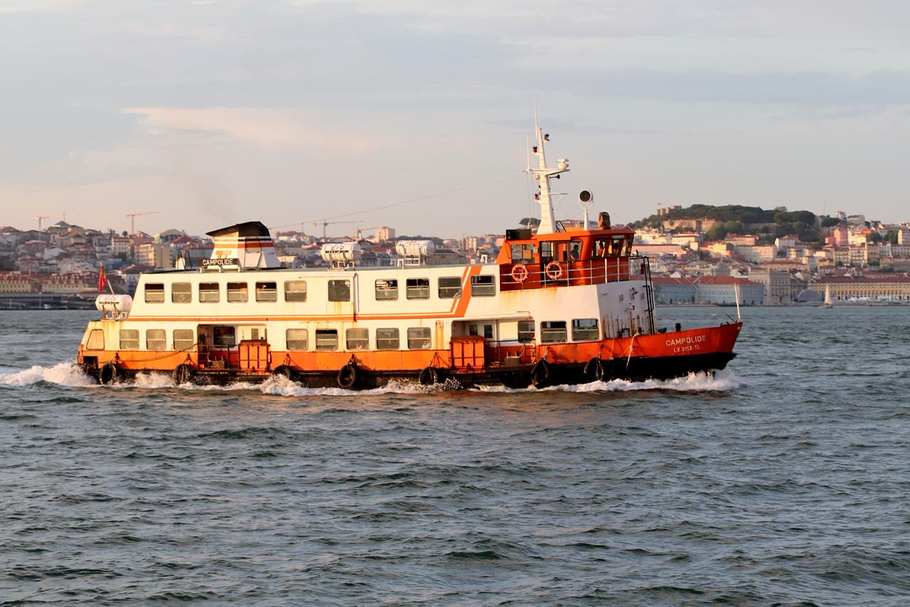 Ferries in Portugal